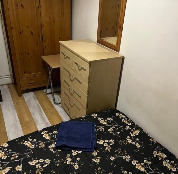 Пансион Leicester Uk 3 Tudor