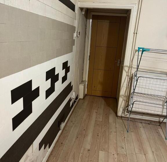 Пансион Leicester Uk 3 Tudor