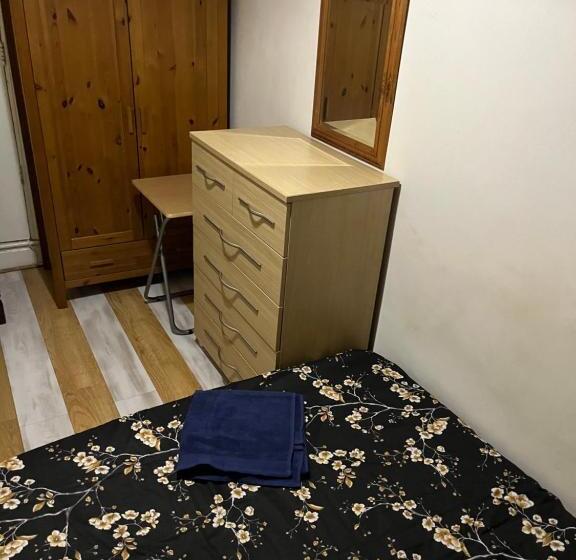 Пансион Leicester Uk 3 Tudor