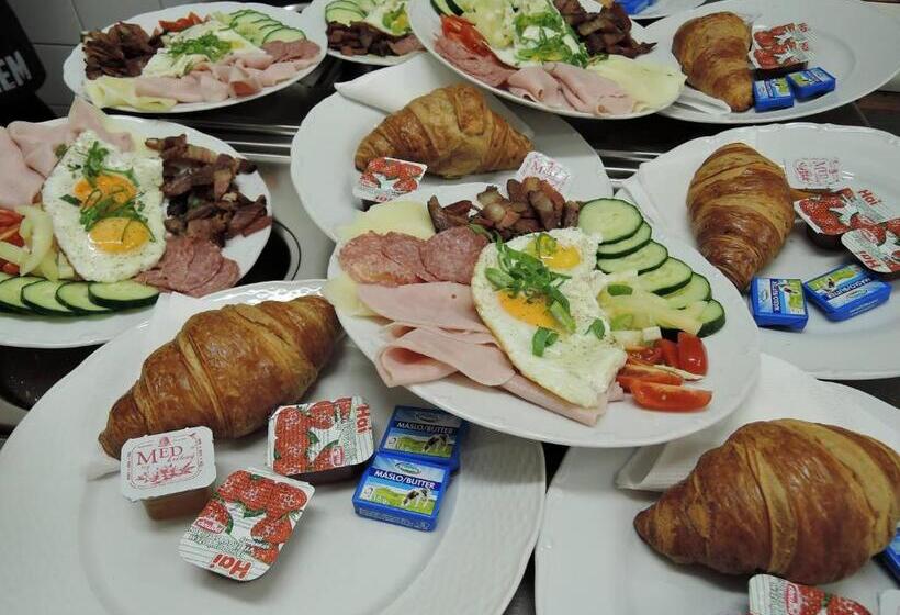 פנסיון Penzion Jezero