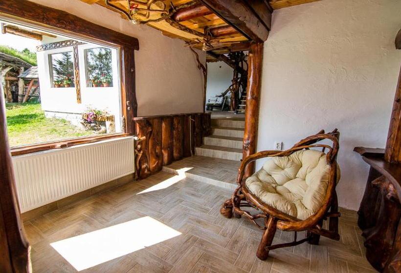 膳宿费 Plai Cu Dor Fundata