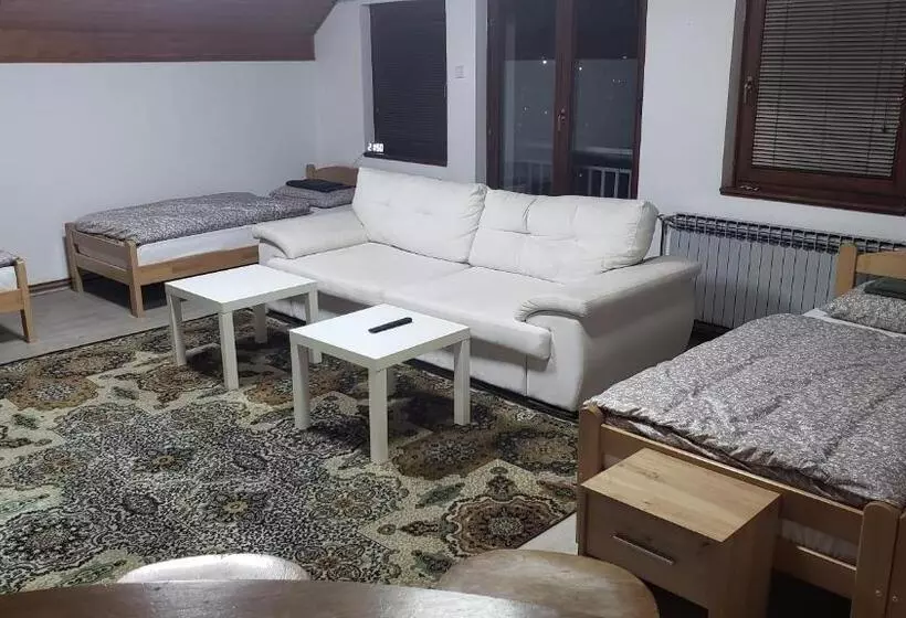 پانسیون Privatni Smještaj Mm