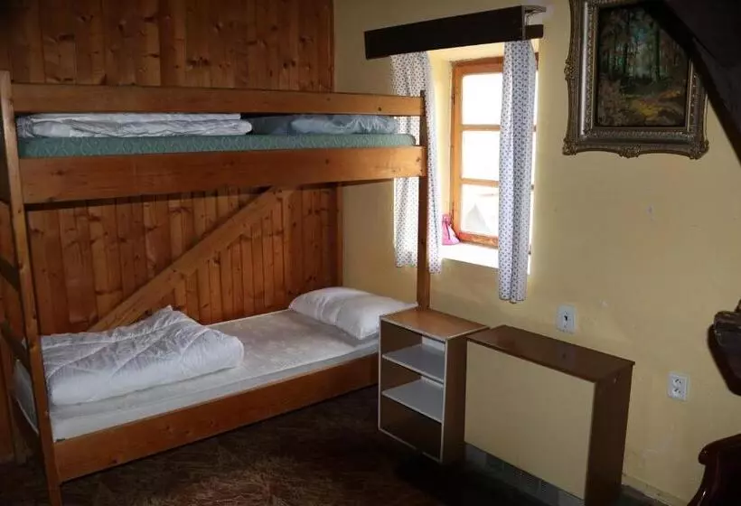 ペンション Tvrz Holešice Orlická Přehrada, Penzion