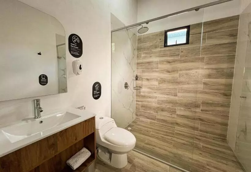 ペンション Viajero Guatapé Hostel & Lake Club