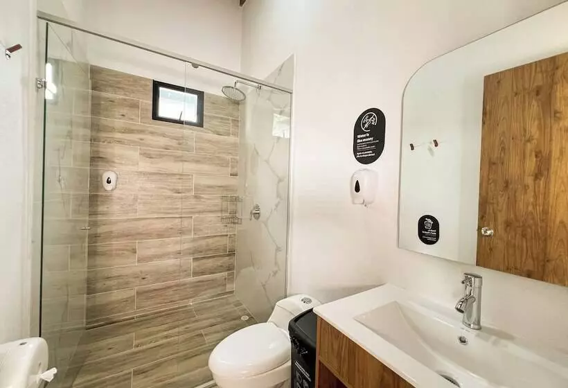 ペンション Viajero Guatapé Hostel & Lake Club