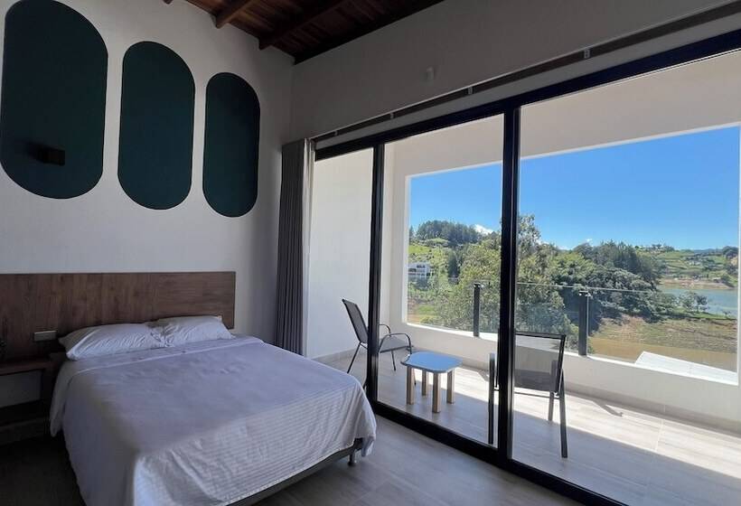 بنسيون Viajero Guatapé Hostel & Lake Club