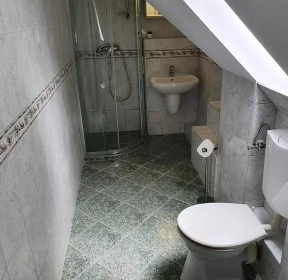 پانسیون Villa Ottília
