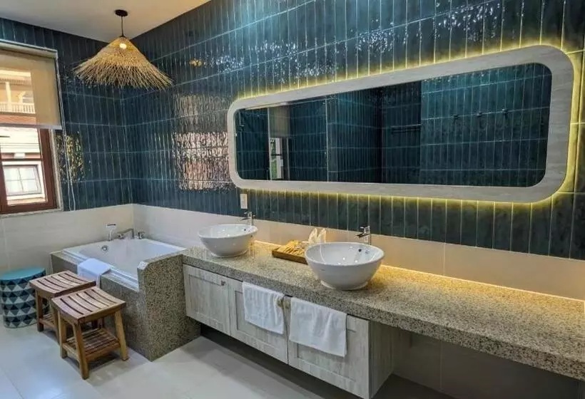 Aurora Phu Quoc Hotel & Golf 3d