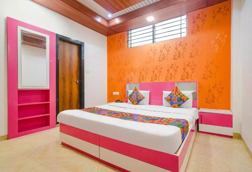 Fabhotel Dream Paradise