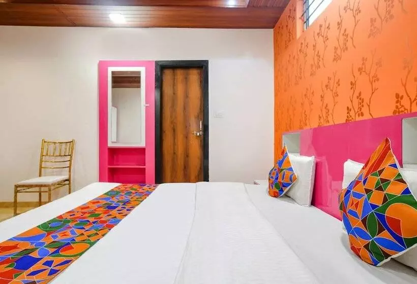 Fabhotel Dream Paradise