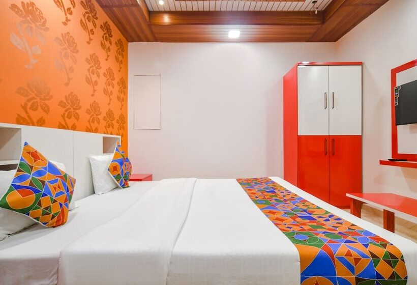 Fabhotel Dream Paradise