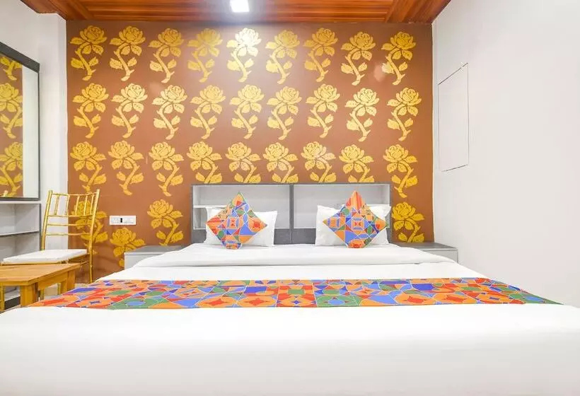 Fabhotel Dream Paradise