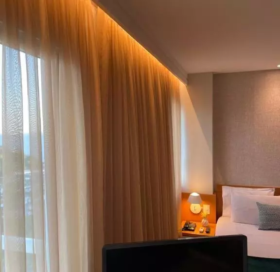 Flat Praia Do Canto Iate Clube Long Stay