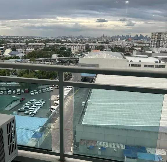 هتل Azure Staycation Place