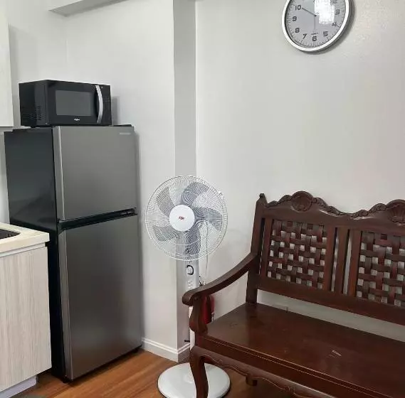 هتل Azure Staycation Place