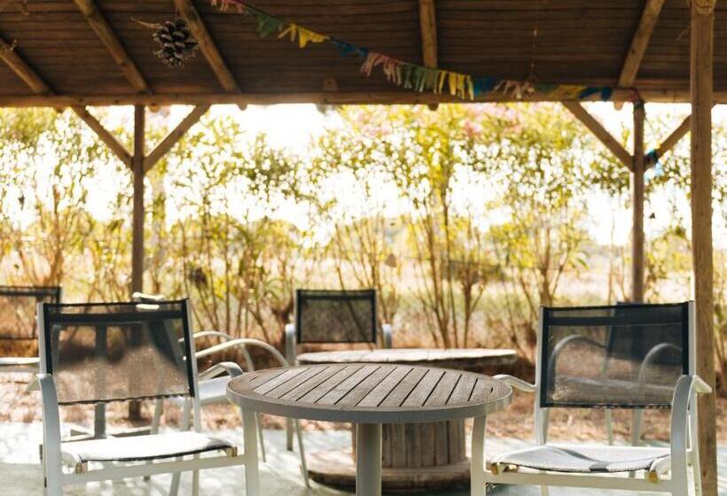 هتل Habitación Familiar Oasis Anayansi