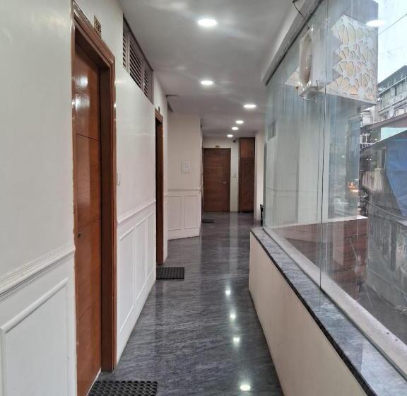 בית מלון כפרי India House