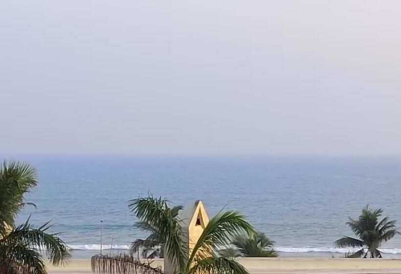 Star Inn Sea View Hotel Lift Facilities  Excellent Choice Of Travellers  Best Seller By Morservice