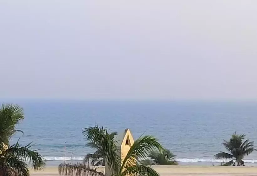 Star Inn Sea View Hotel Lift Facilities  Excellent Choice Of Travellers  Best Seller By Morservice