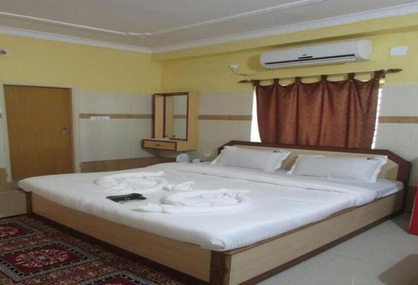 Star Inn Sea View Hotel Lift Facilities  Excellent Choice Of Travellers  Best Seller By Morservice