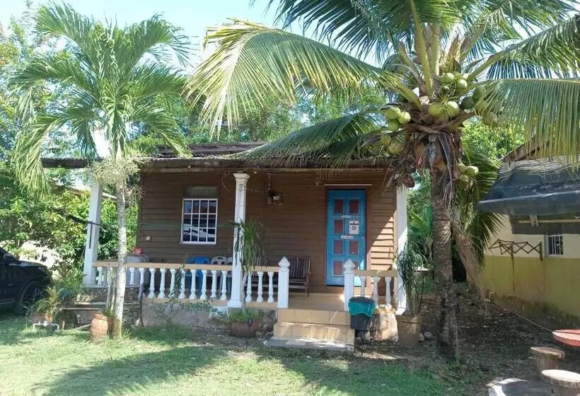 ペンション Oyo Home 90990 Sri Tempurung Homestay