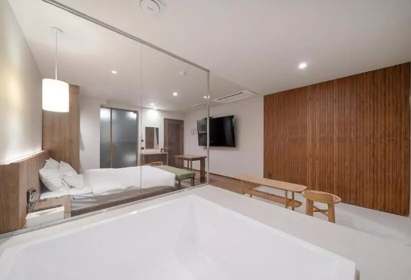 Simjak Hotel By Aank