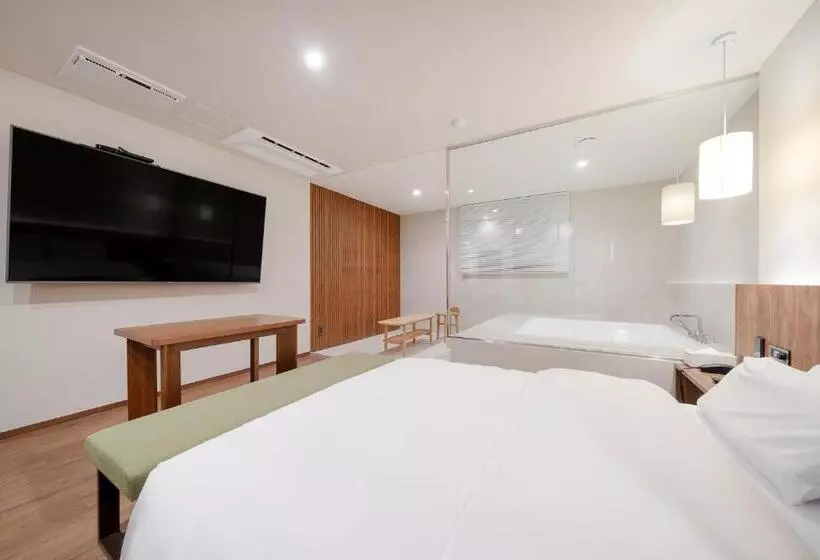 Simjak Hotel By Aank