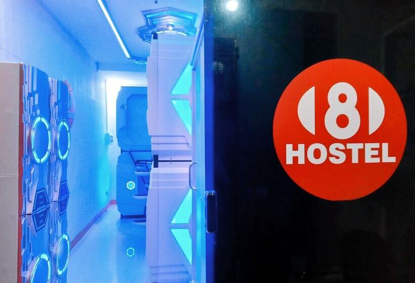 8hostel