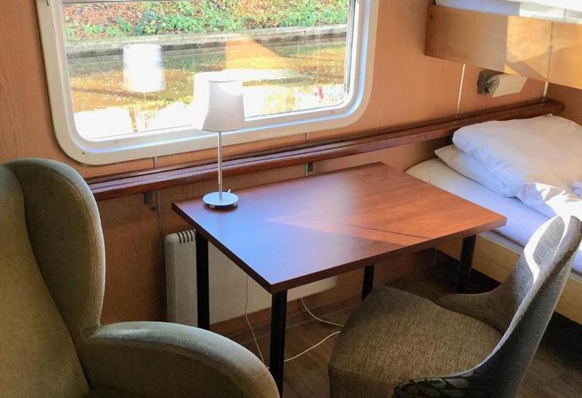 هاستل Selmas Hytt Och Salong