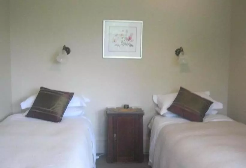 ベッドアンドブレックファースト Anglesea Inn