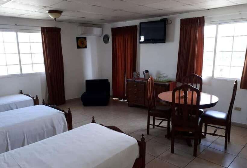 호텔 California Panama