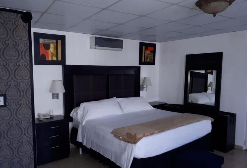 호텔 California Panama