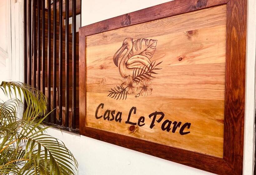 فندق Casa Le Parc   Main Street