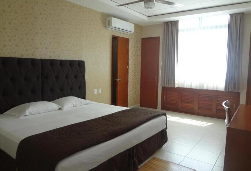 בית מלון כפרי Civic Express