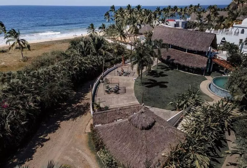 Hotelli Maraica San Pancho Rooms