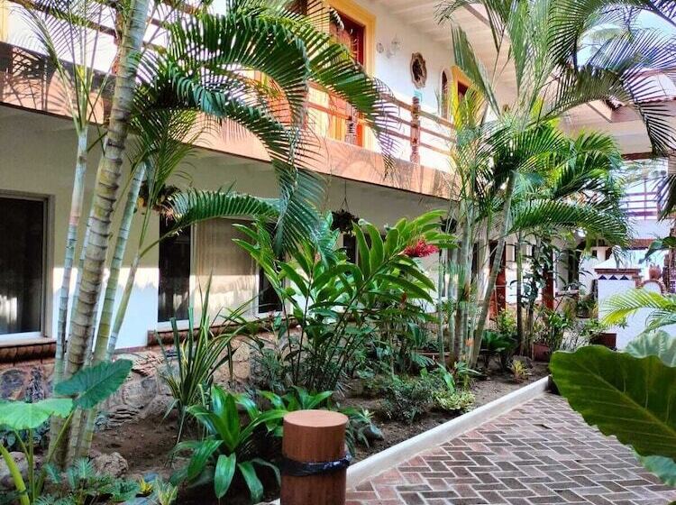 Отель Posada Pablo De Tarso