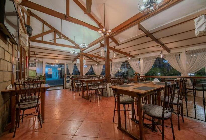 בית מלון כפרי Rosvenil