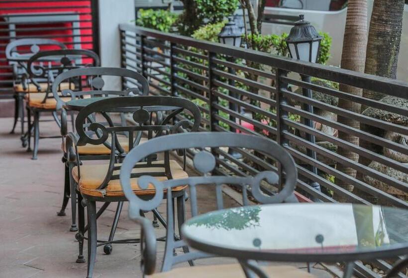 בית מלון כפרי Rosvenil