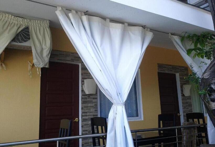 Resort Luzmin Bh  Beachfront Cottages