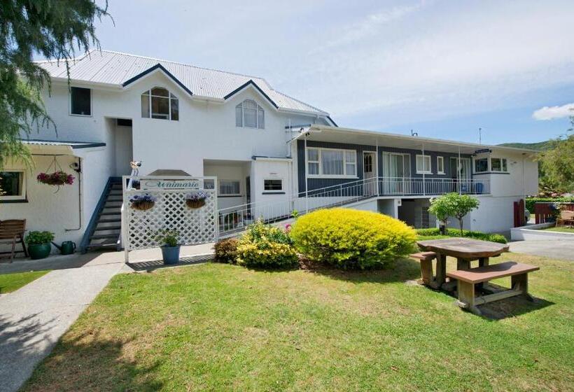 Waimarie On Riverside Motel & Apartments