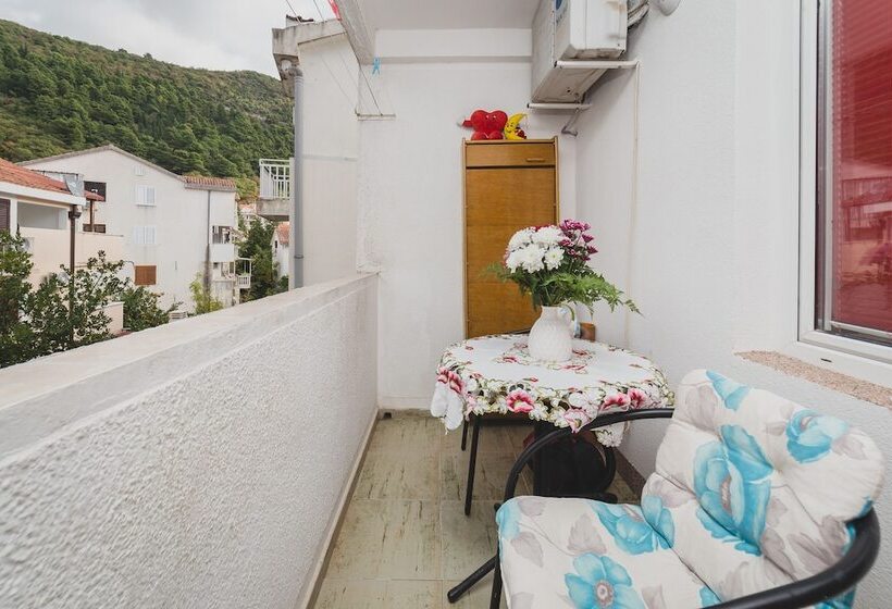 هتل Apartments Andjela