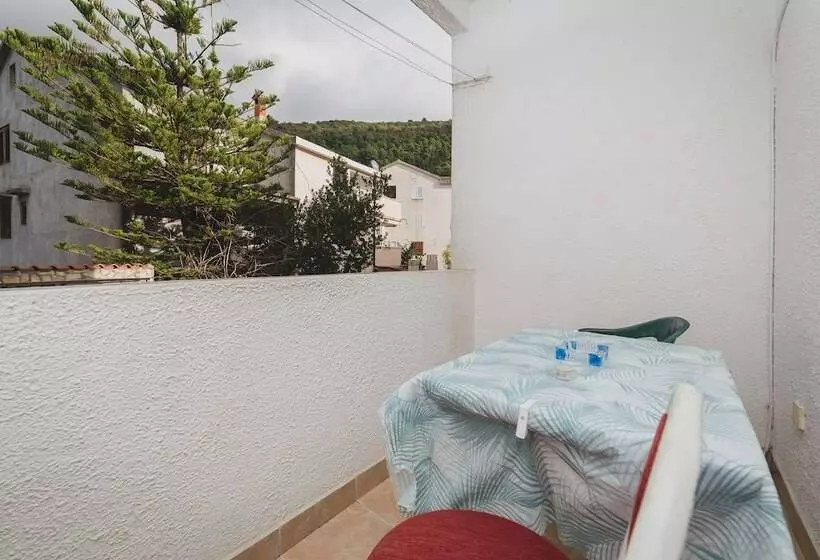 هتل Apartments Andjela