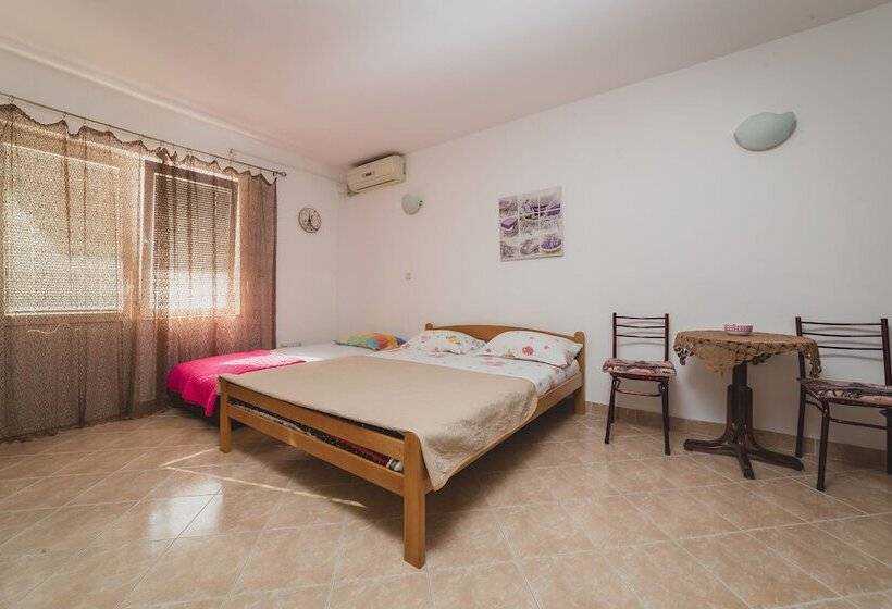 هتل Apartments Andjela