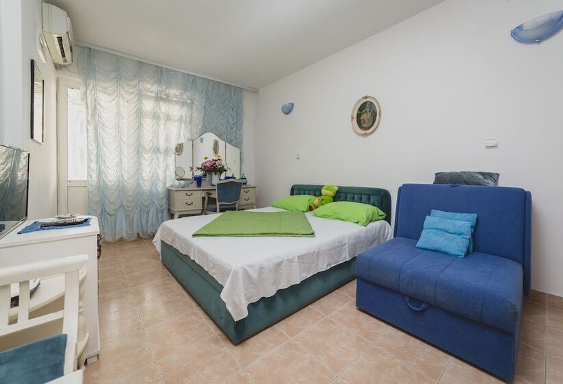 هتل Apartments Andjela