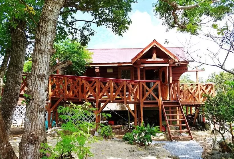 Hotelli Cottage Canac