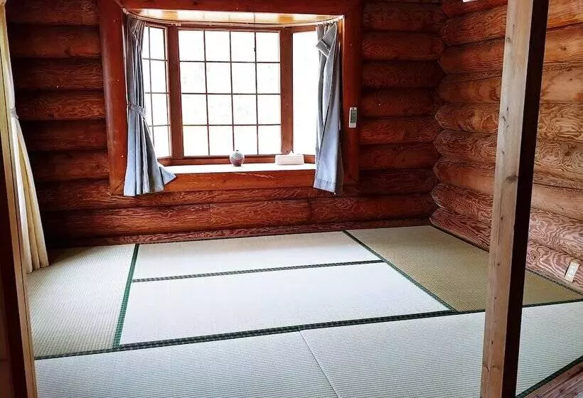 Hotelli Cottage Canac