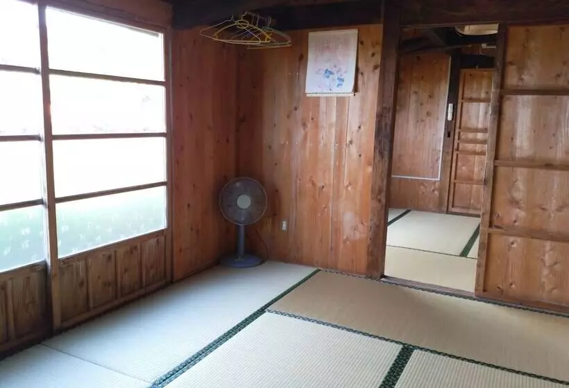 Hotelli Cottage Canac
