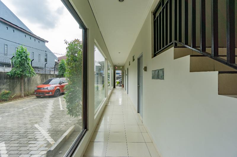 فندق Griya Otista Syariah By Oyo Rooms