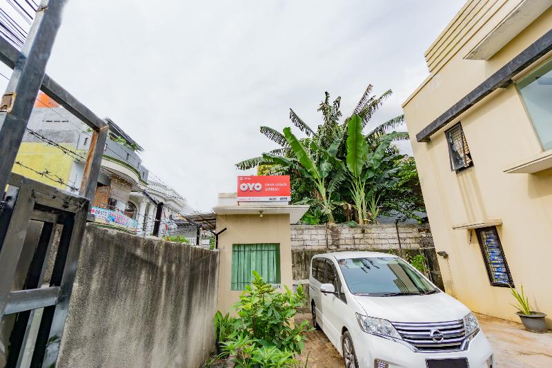 فندق Griya Otista Syariah By Oyo Rooms