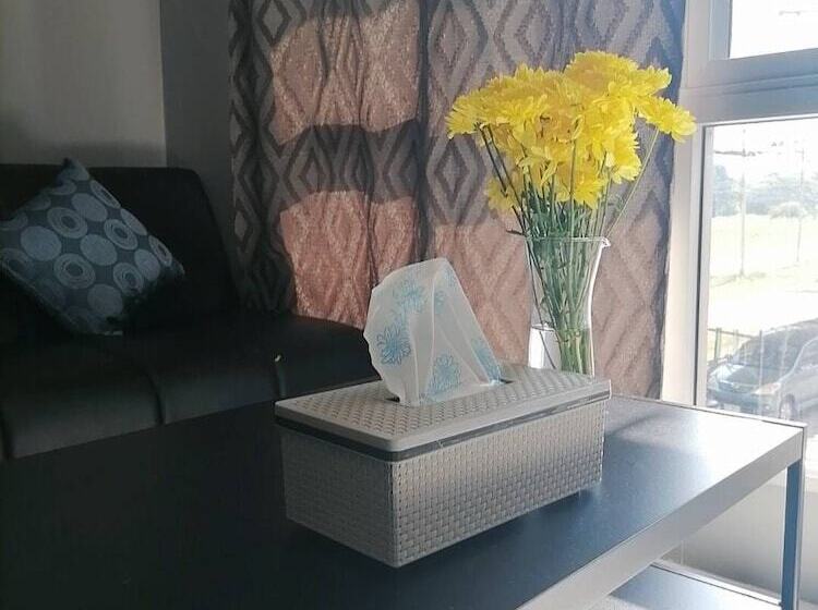 בית מלון כפרי Karon Studio Apartment